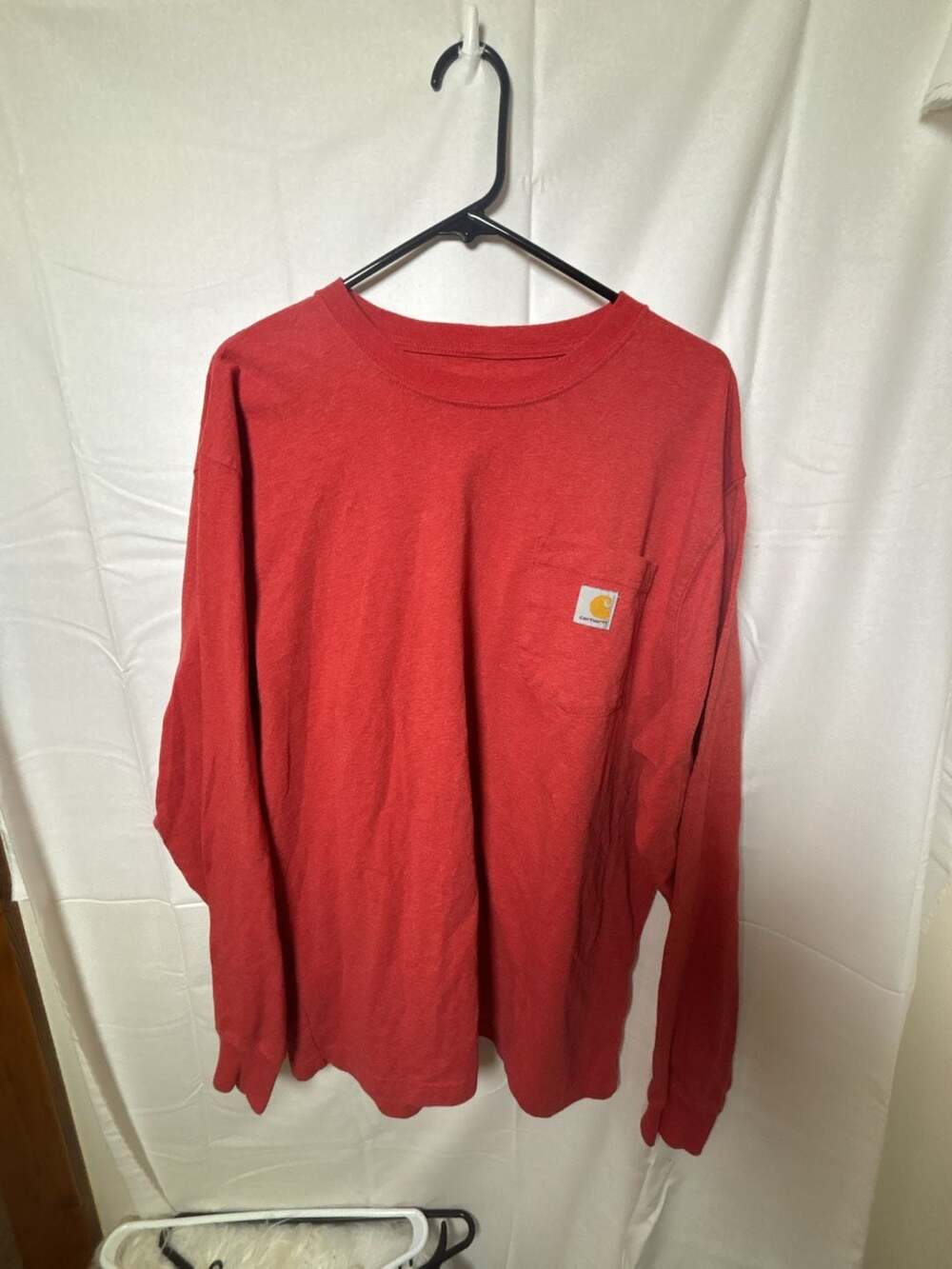 Carhartt Loose Fit Long Sleeve Pocket T-Shirt Size L Red Cotton Blend